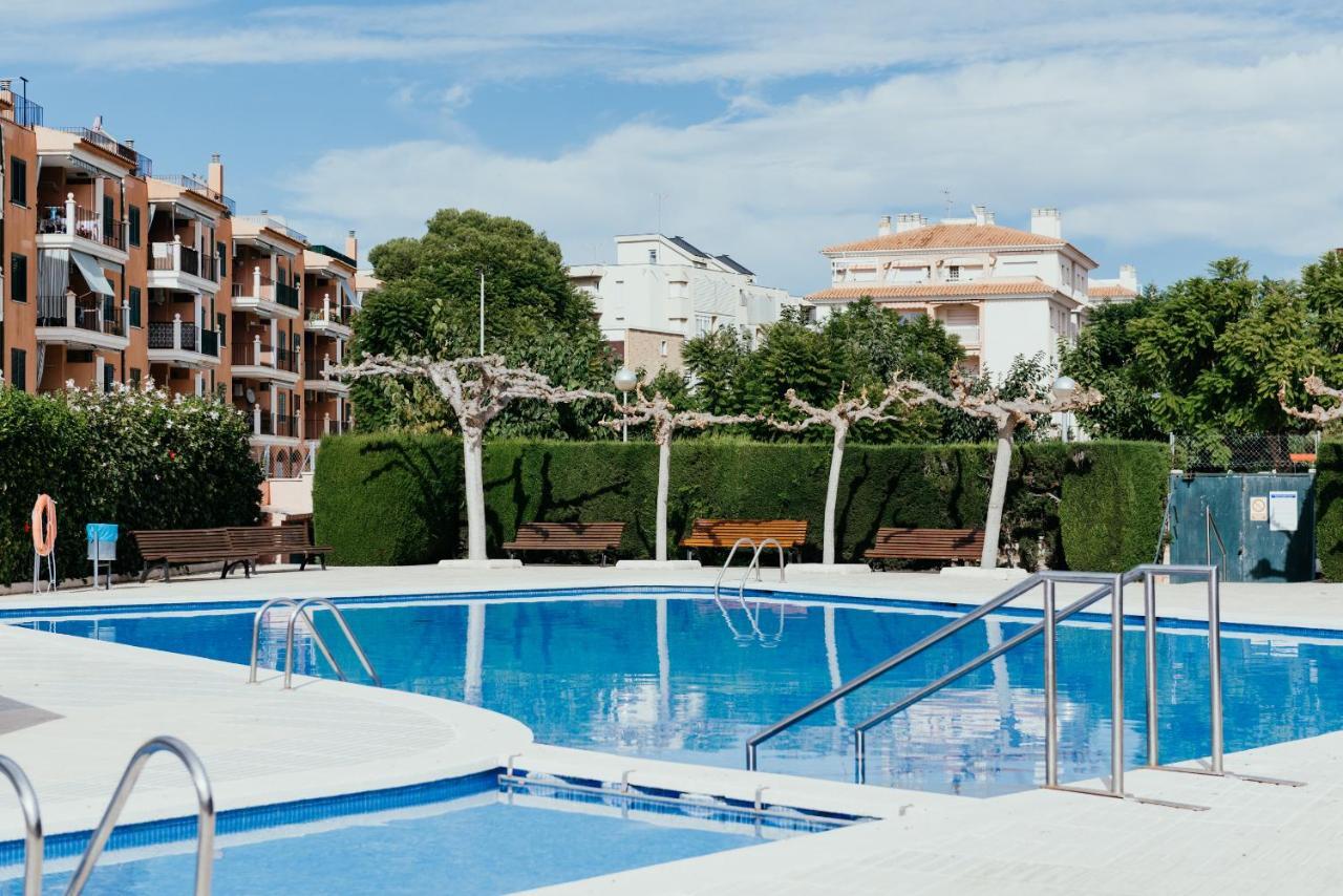 Hauzify I Apartament Marina Торедембара Екстериор снимка